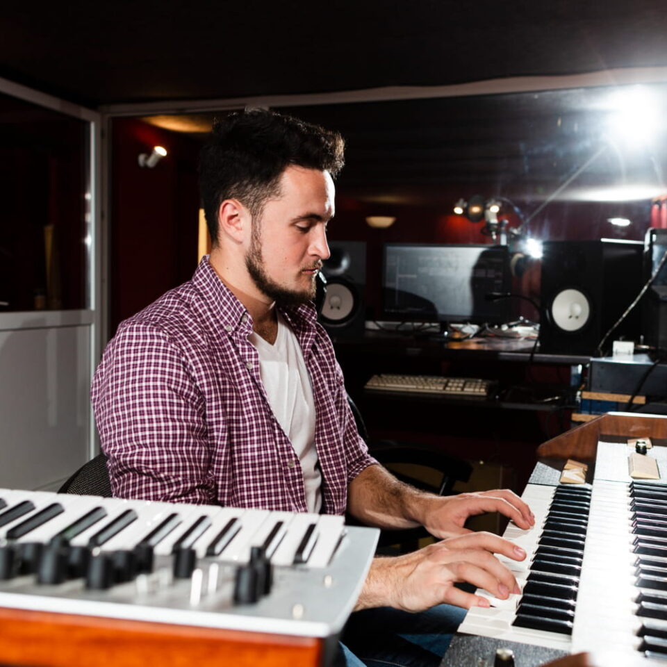 piano store in Brisbane